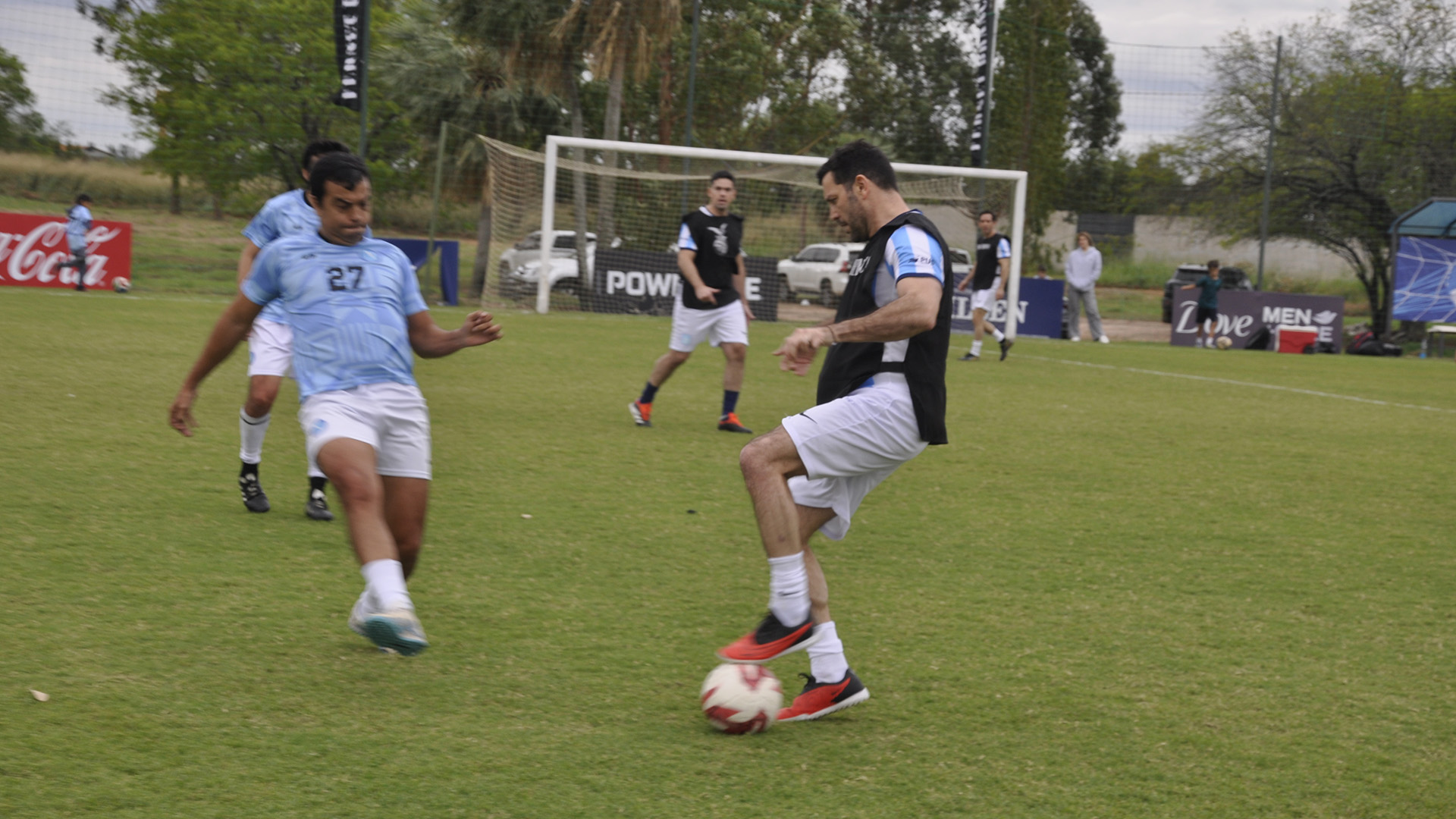 Racing se impuso a Napoli en Senior 3 a 0. Racing y Napoli